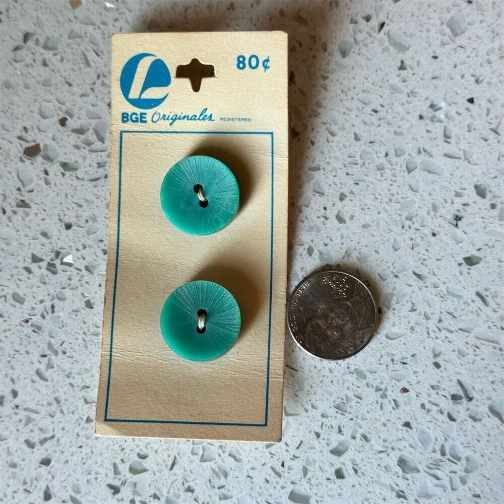 NEW Vintage 1950s BGE Originals Seafoam Green 2-Hole Buttons on Card Round Flat